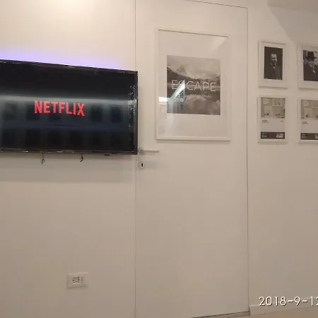 Milan Center Luxury House *